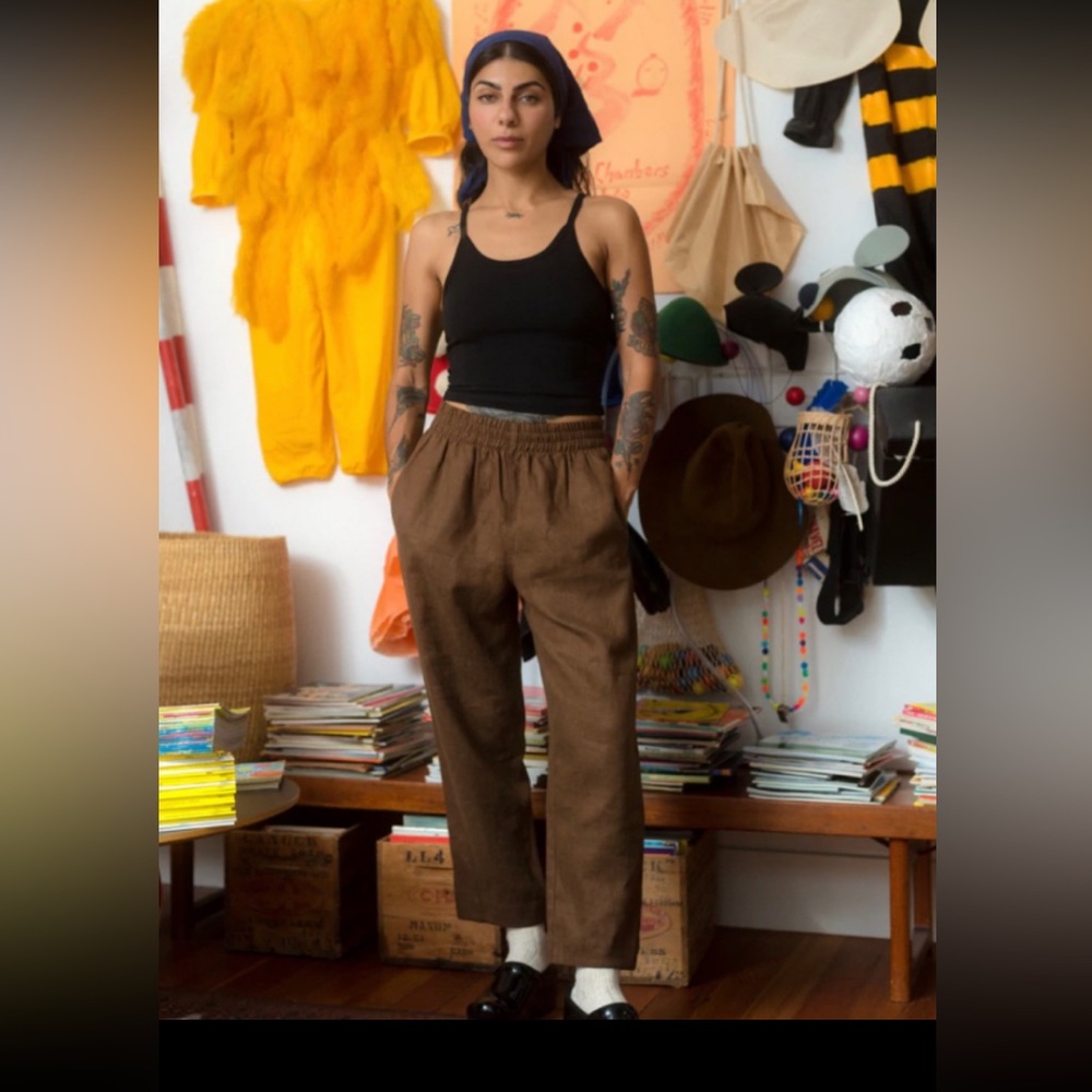 ISO beaton court pants in brown